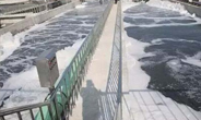 說說箱式疊壓供水設備是怎么運行的